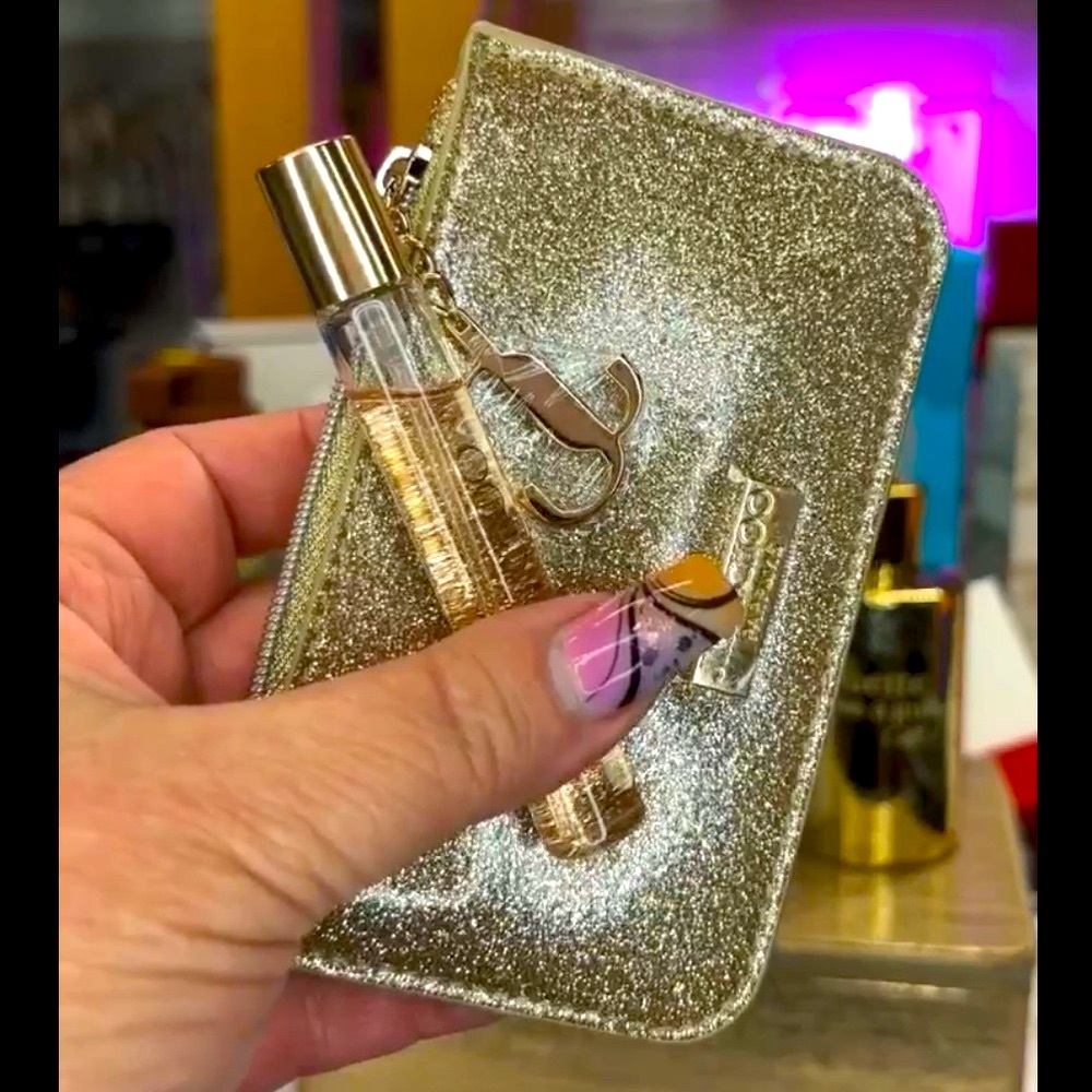 Jimmy Choo I Want Choo Gold Pouch and 7.5ml Spray Set